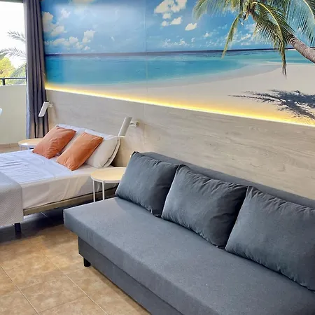 Apartbeach Festival Village Vistas Playa Y Piscinas Salou
