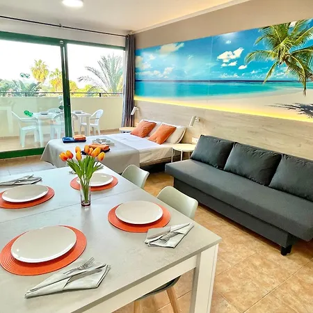 Acogedor Con Vistas Piscina アパート