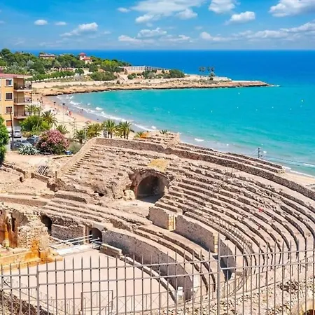Acogedor Con Vistas Piscina * Салоу